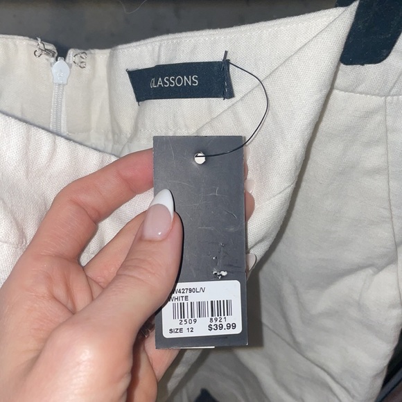 NWT Glassons Linen Shorts - Picture 4 of 4